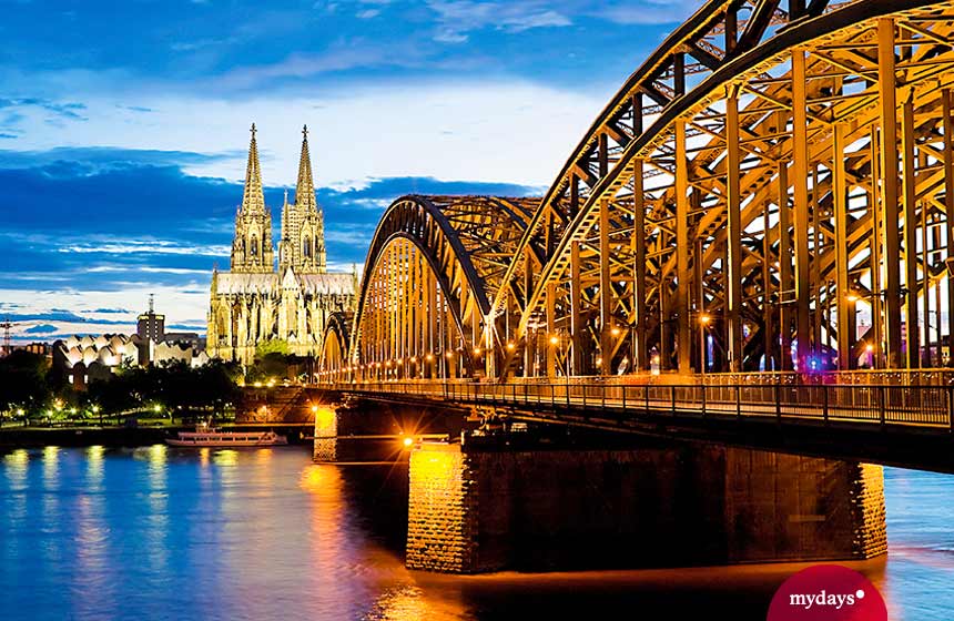 Köln Brücke Fluss Nacht