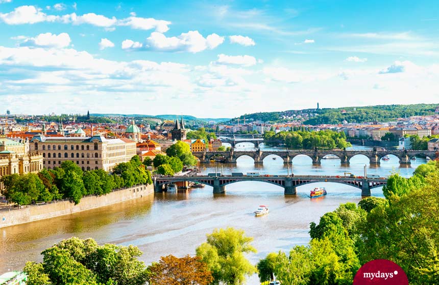 Prag Brücken Fluss Sonne