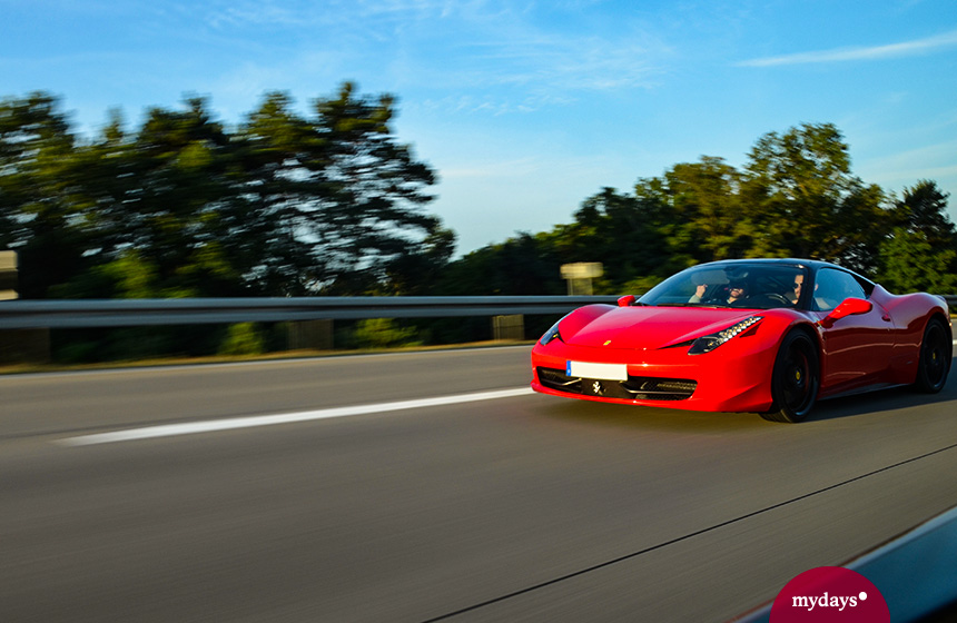Ferrari Rot Straße